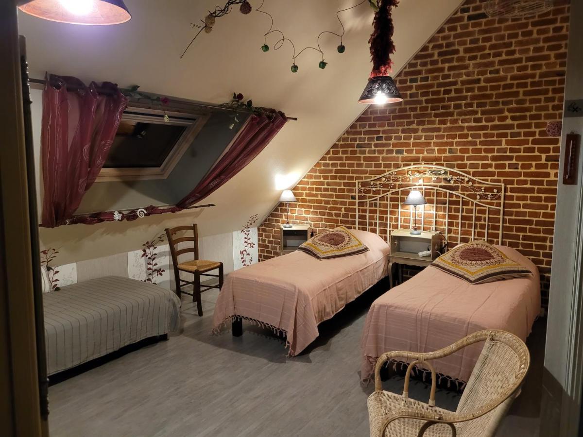 Le Paddock Du Val De Lys Hotell Blessy Exteriör bild