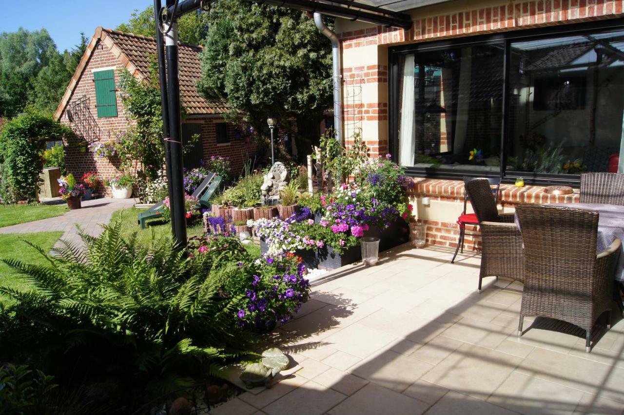 Le Paddock Du Val De Lys Hotell Blessy Exteriör bild